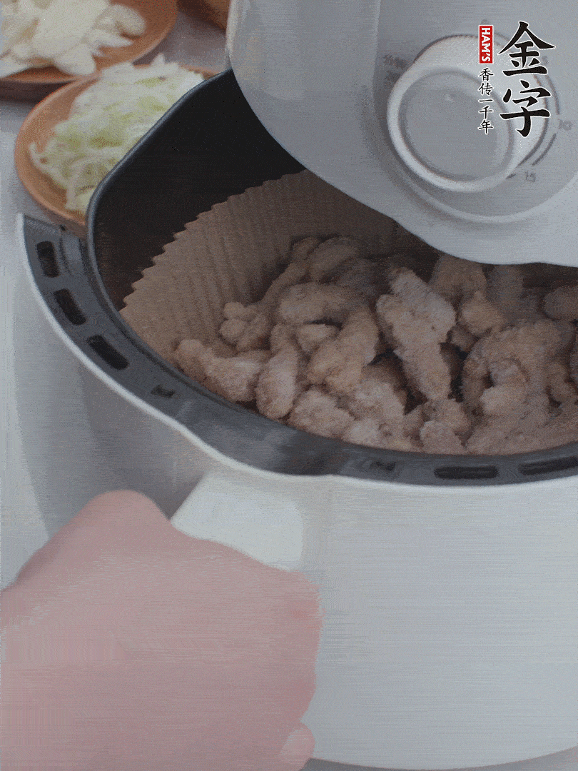 凯发k8国际首页小酥肉空气炸锅200°C炸5分钟。