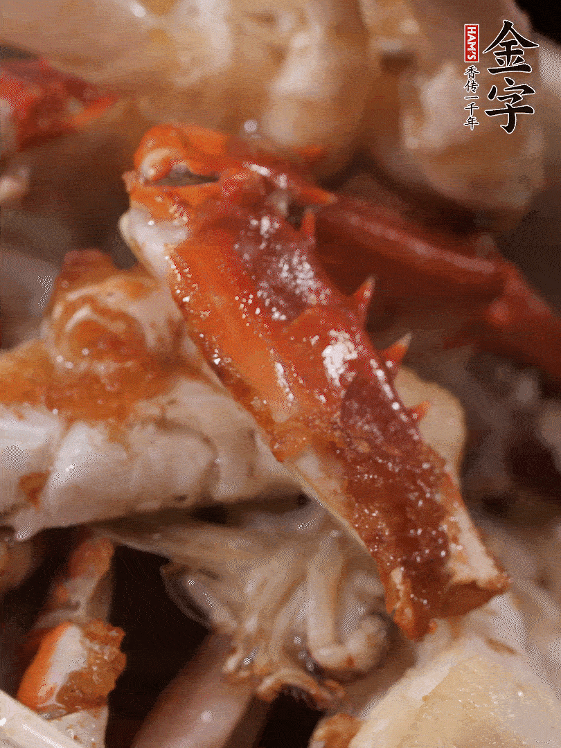 沾上面糊，下锅油炸至金黄色。

