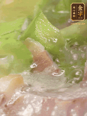 加一点糖、1碗开水煮到丝瓜半透明
